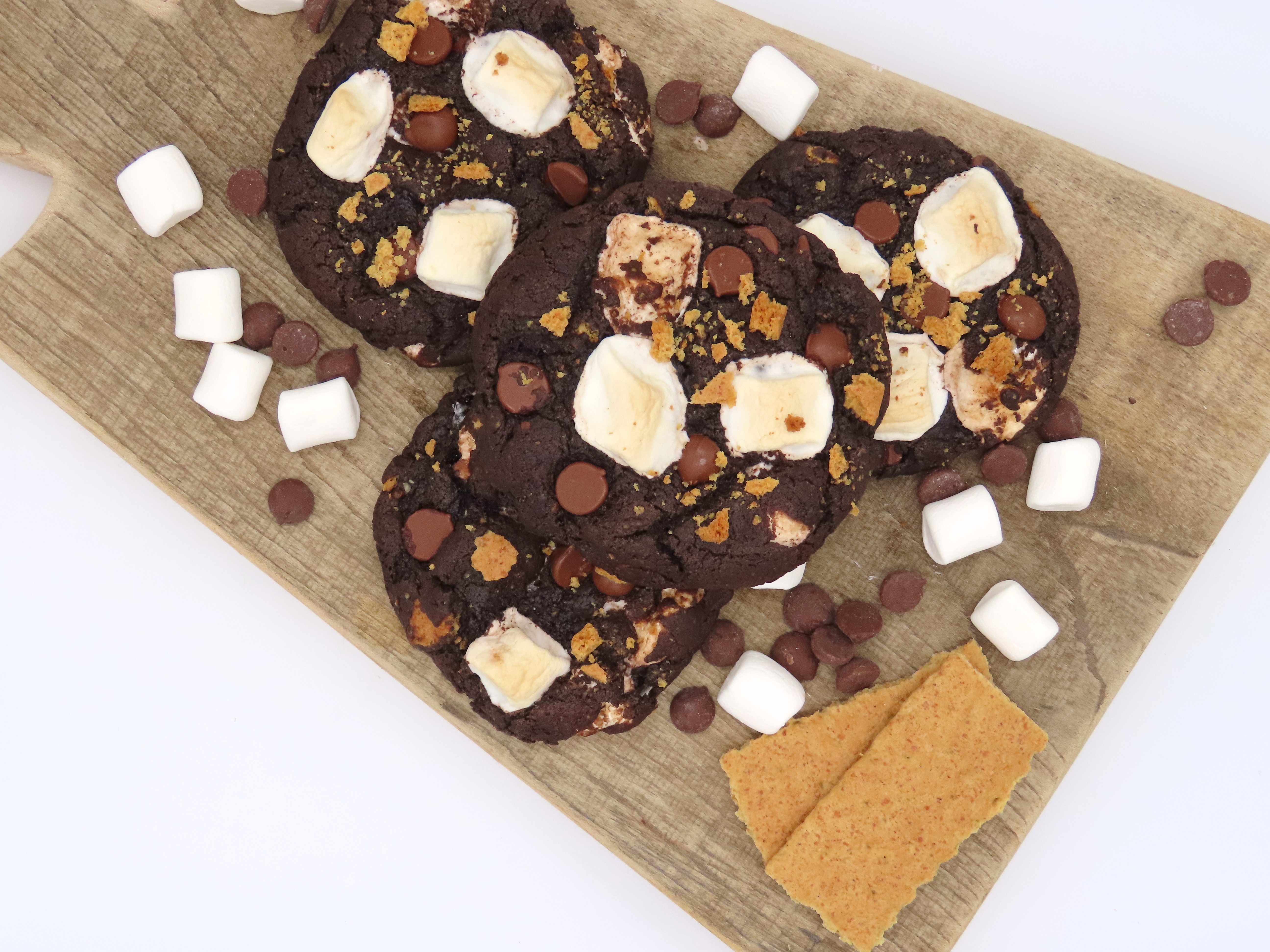 Chocolate-Smores-Cookies